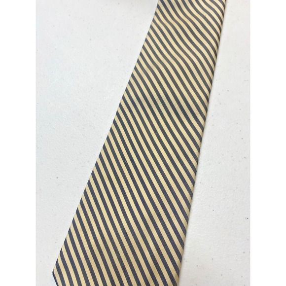 Coach Tie Necktie Mens Italian Silk Gray Cream Beige Diagonal Repp Stripe Preppy - Picture 5 of 11